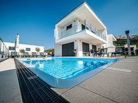 Glasfiberpool Aruba 700 7,20m x 3,70m x 1,50m