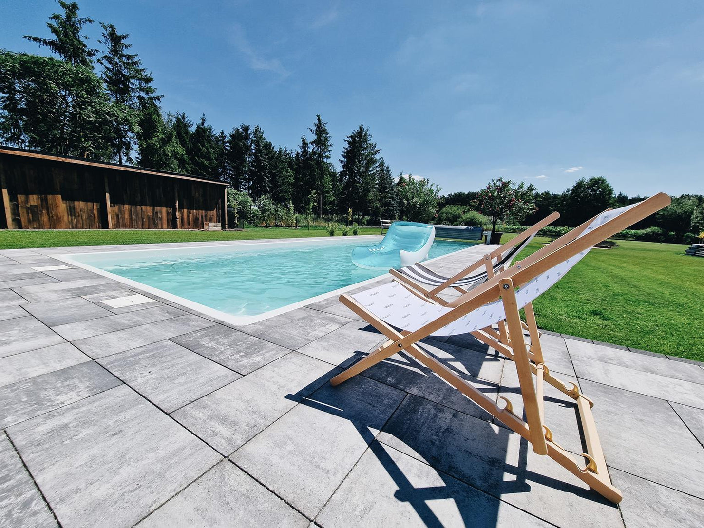 Glasfiberpool Jamaica 11,25m x 3,75m x 1,50m